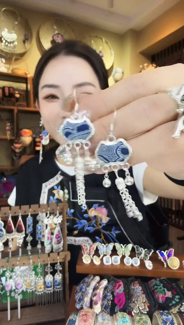 刺绣非遗刺绣民族风耳环