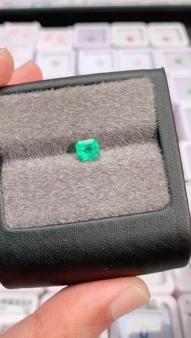 裸石祖母绿1.22-16500天然哥伦比亚祖母绿