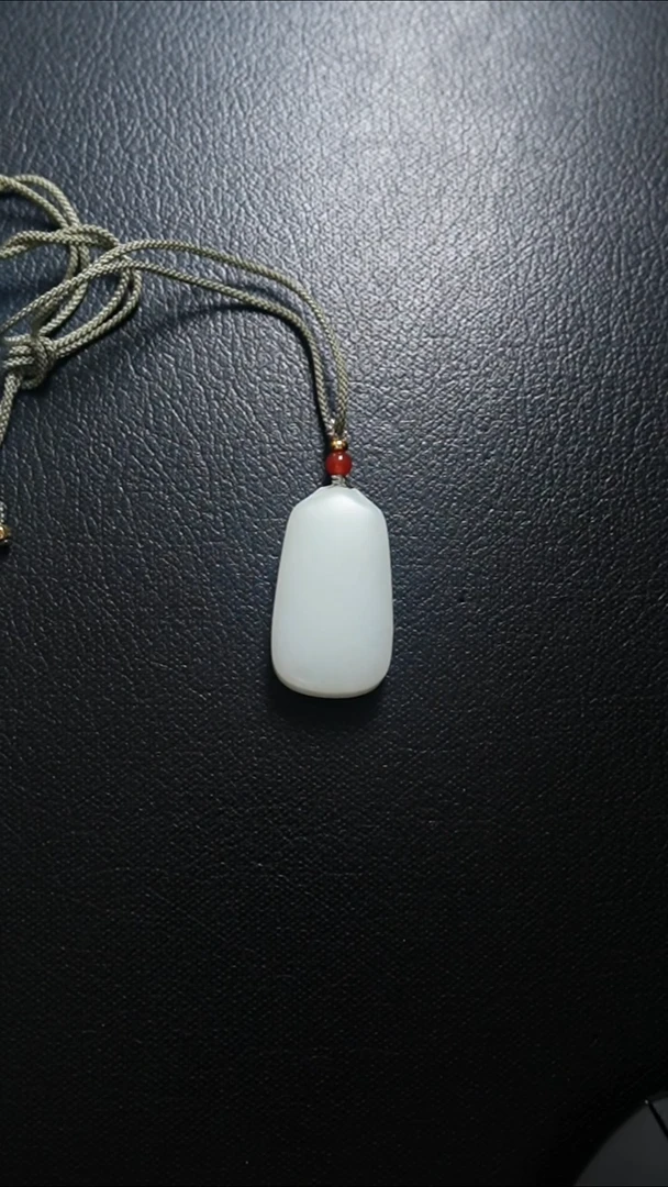 颈饰未镶嵌和田玉无事牌