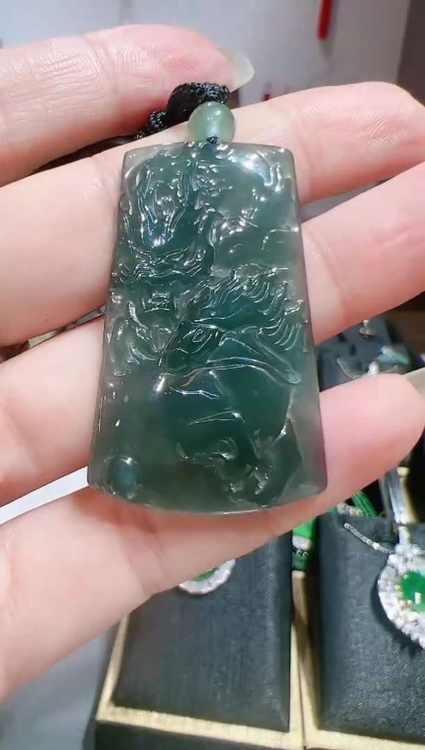 【闪购商品】翡翠颈饰未镶嵌202522691