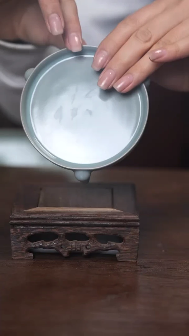 【闪购商品】清凉寺原产地仿古釉三足承盘