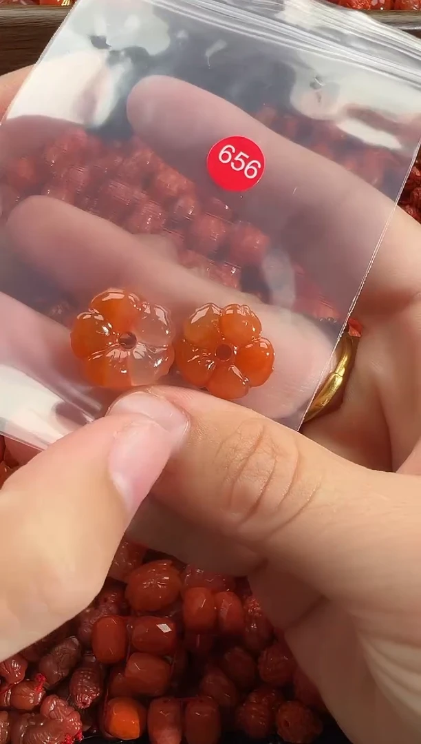 颈饰未镶嵌南红玛瑙11