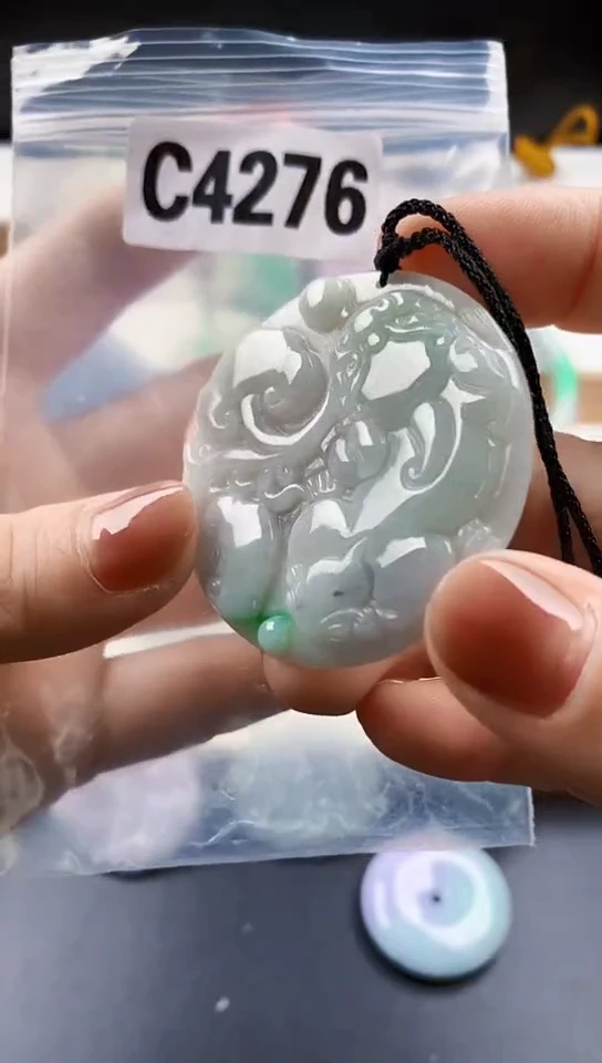 翡翠未镶嵌颈饰天然翡翠吊坠挂件