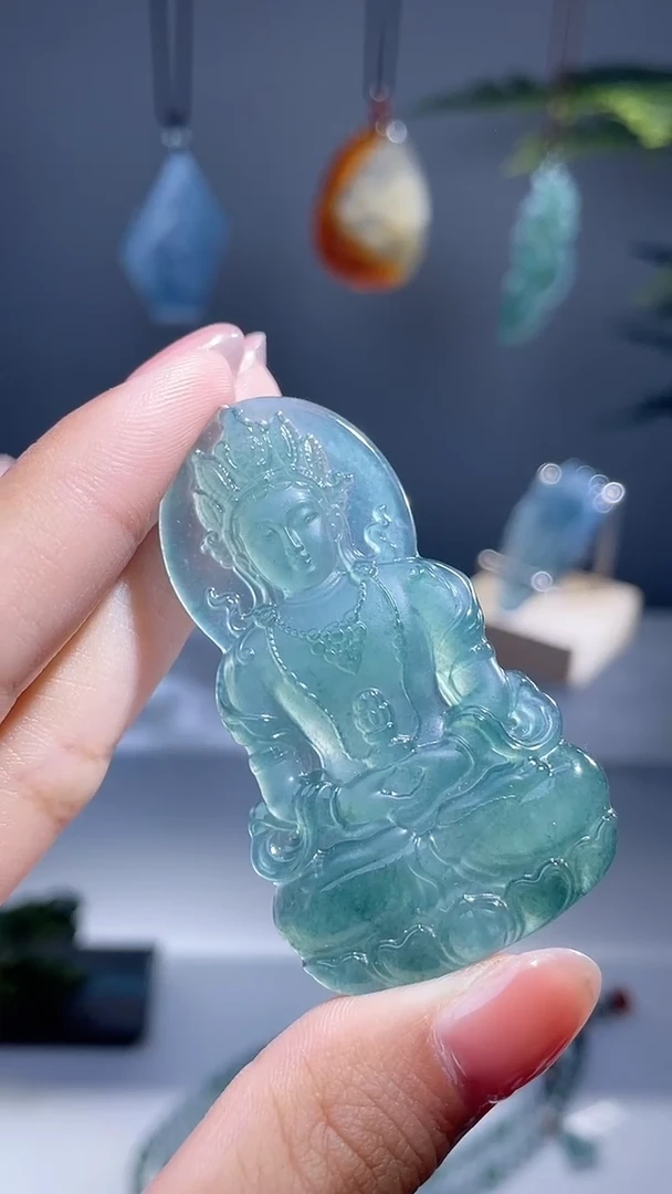 颈饰未镶嵌翡翠度母