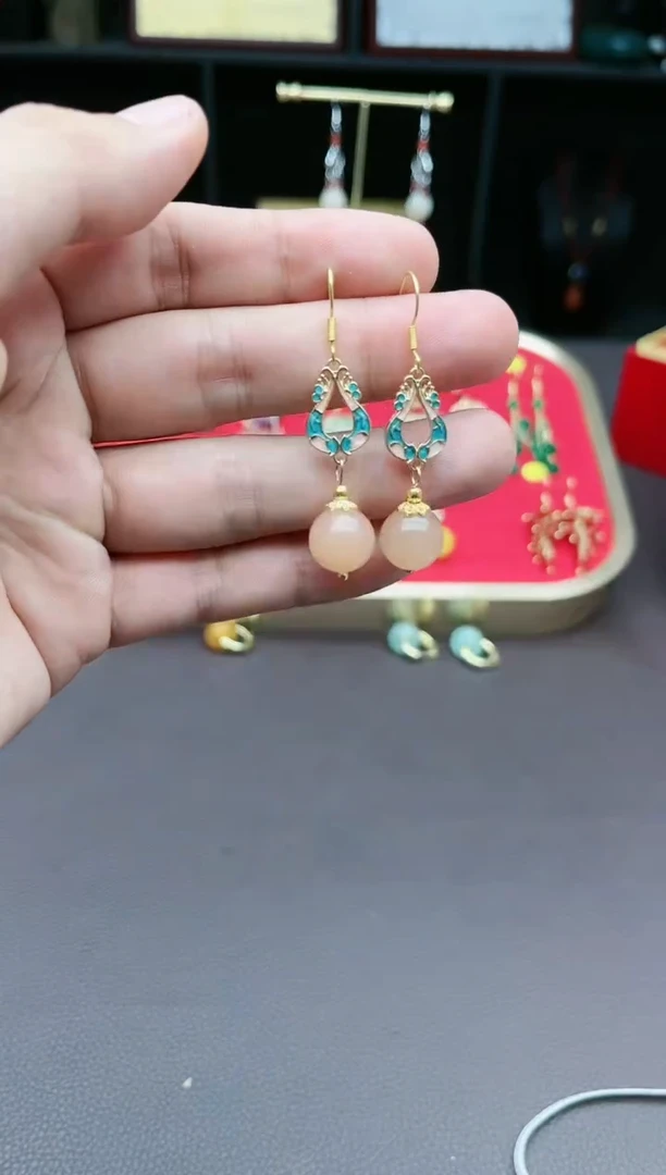 【闪购商品】玛瑙/玉髓耳钉合金305000