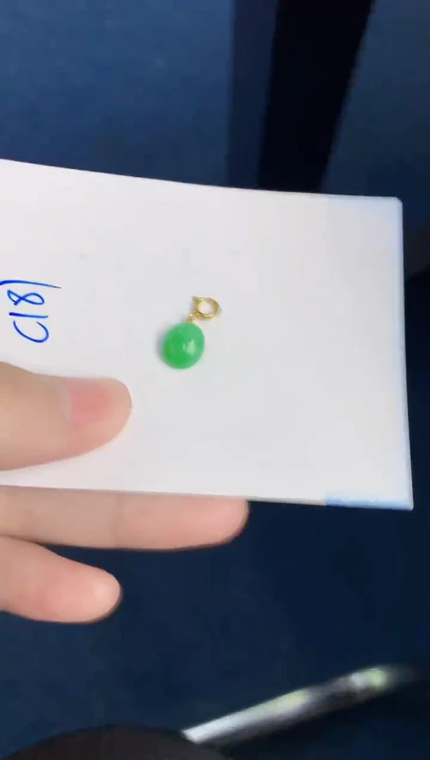 翡翠未镶嵌颈饰天然翡翠緬甸A貨