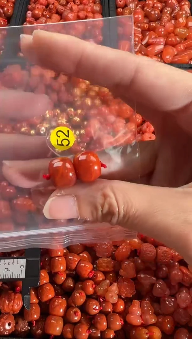 【闪购商品】南红玛瑙颈饰未镶嵌1