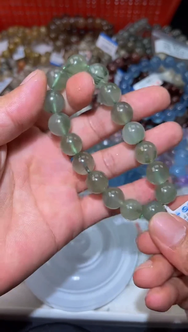 水晶手串未镶嵌L42-12mm绿兔毛单圈-多样性发其一