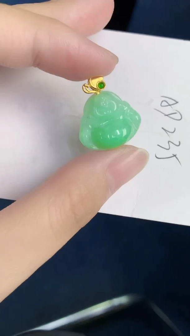 颈饰未镶嵌翡翠天然翡翠缅甸A货