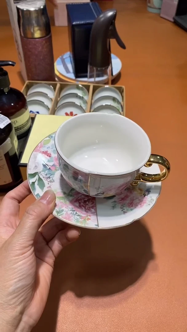 瓷片品牌 包包香水手表护肤品@@1