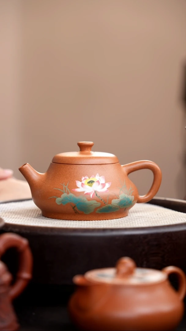 茶壶紫砂金砂段泥隐瓢泥绘荷花005