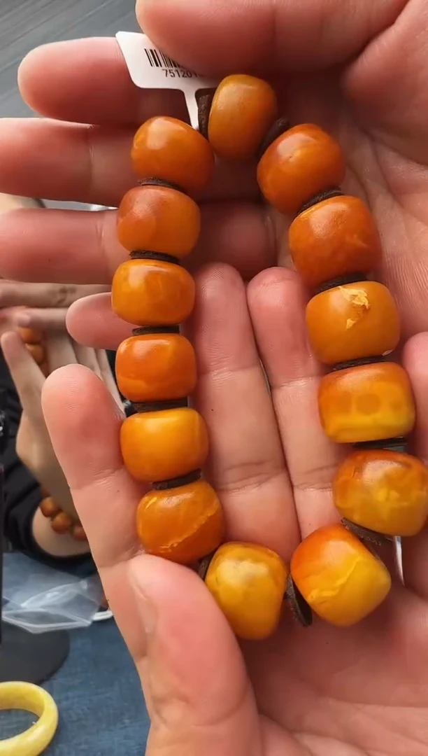 蜜蜡未镶嵌珠宝奇石假一罚十47，18多样性发其一