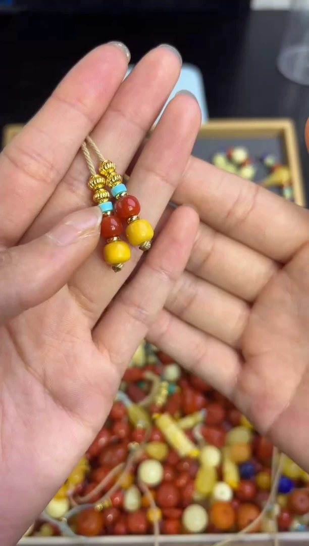 裸石蜜蜡未镶嵌多样性发货