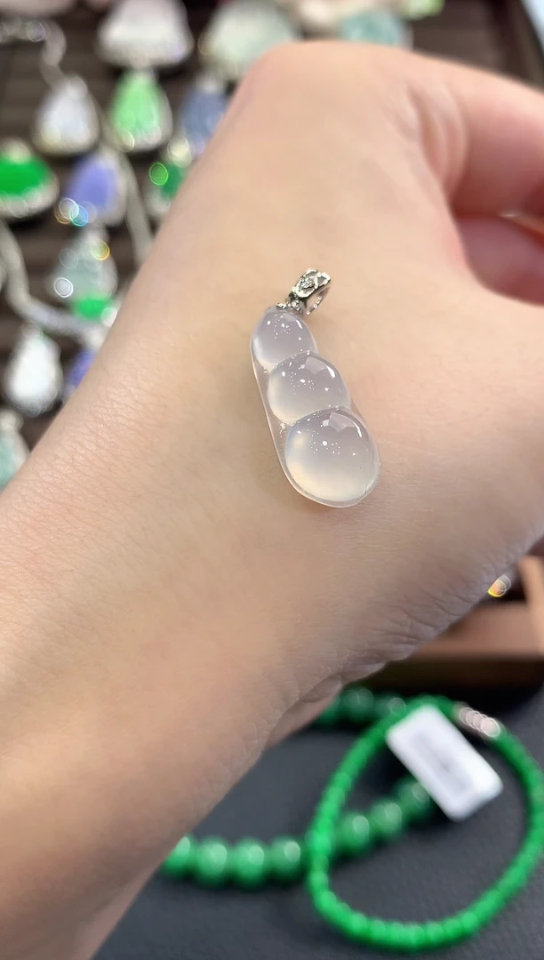 吊坠(不含链)18K金镶嵌翡翠b12