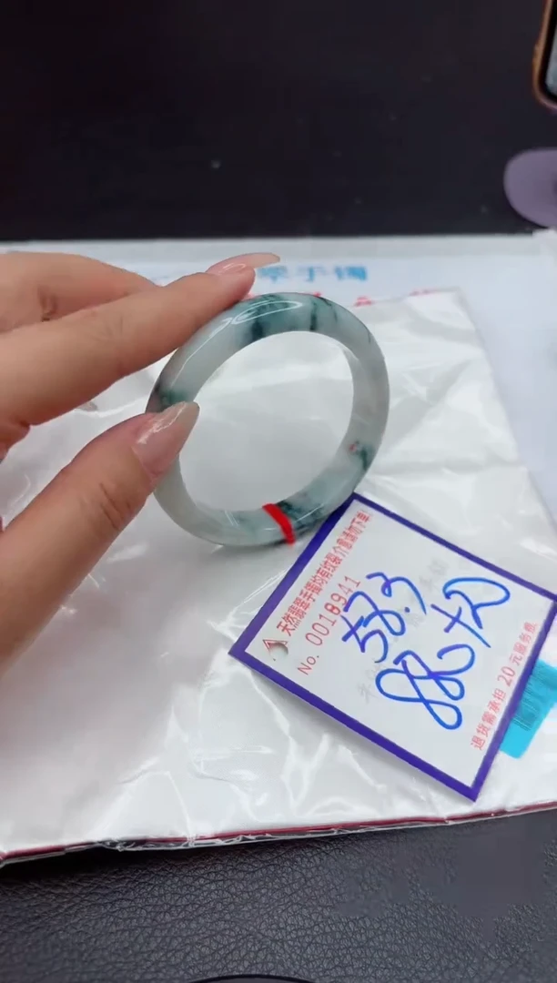 【闪购商品】翡翠手镯未镶嵌11111111111111
