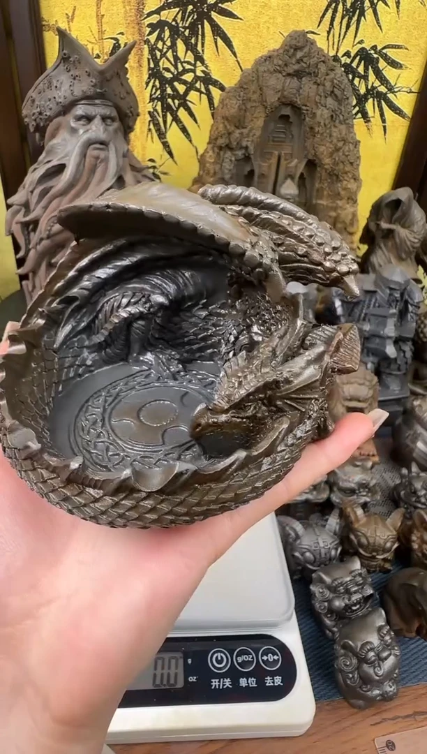 铁精致创意龙型烟灰缸