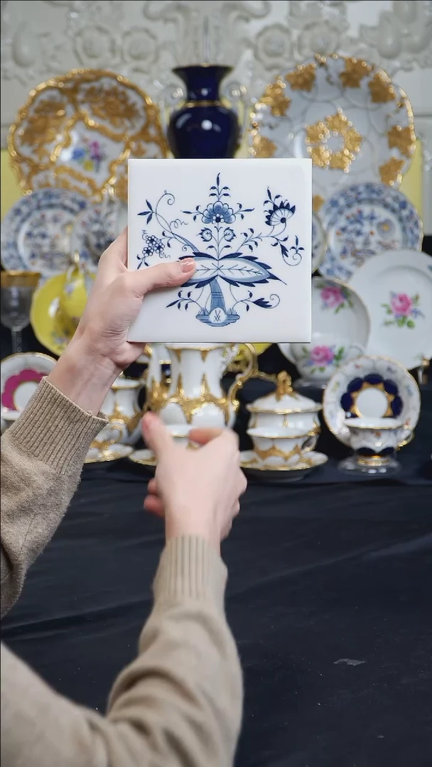 骨瓷婷婷中古器物如图所示77