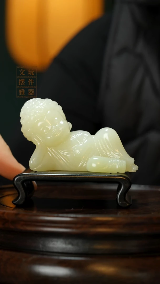 玉《悠闲自得小弥勒摆件佛造像》手把件摆件