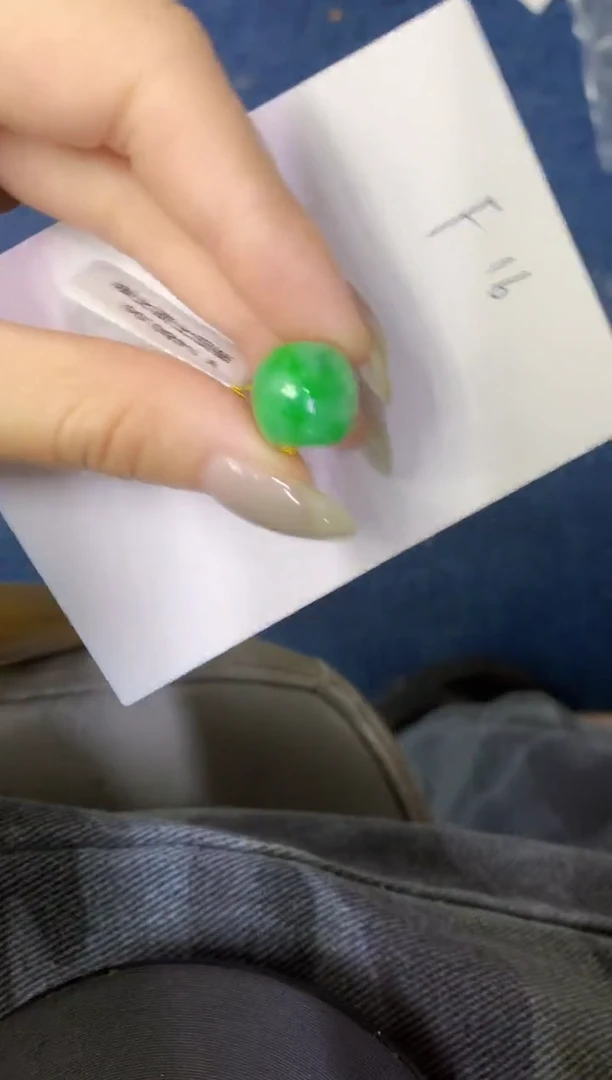 翡翠未镶嵌颈饰缅甸天然翡翠A货