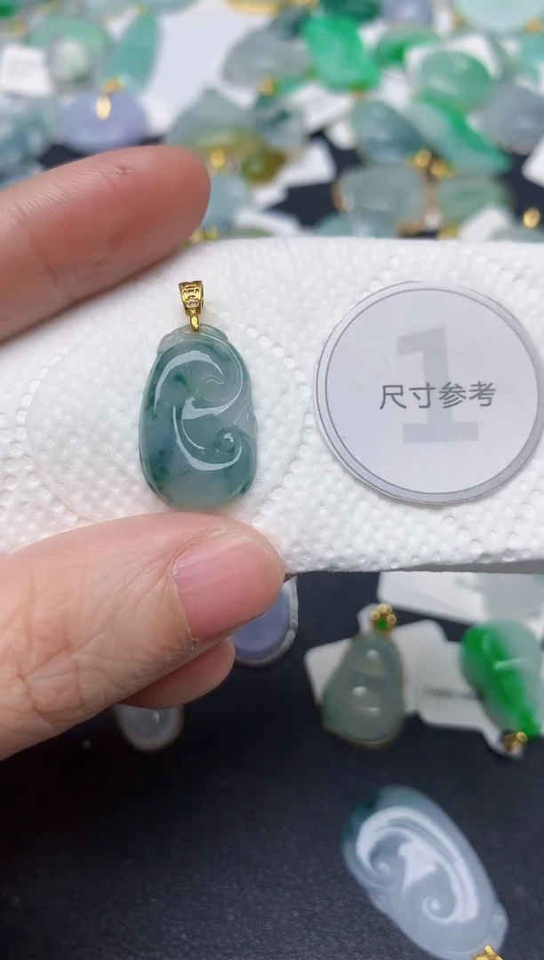 颈饰未镶嵌翡翠天然缅甸A货翡翠