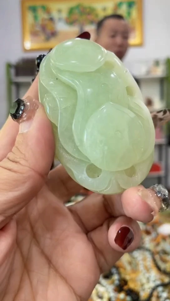 未镶嵌蛇纹石玉手把件