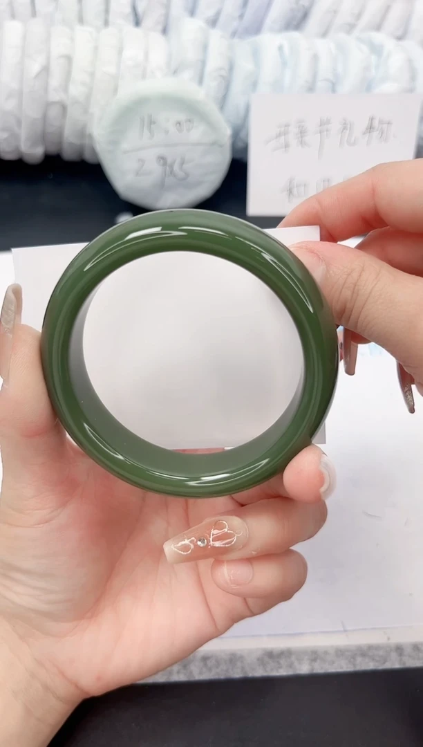 手镯石英质玉未镶嵌100-60.5