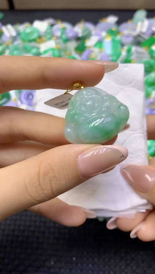 颈饰未镶嵌翡翠天然缅甸翡翠A货