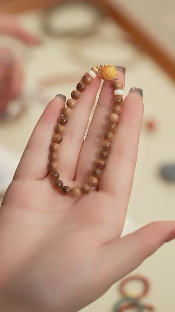 【闪购商品】檀香木其他【海边】黑肉山檀快乐星球单圈手串