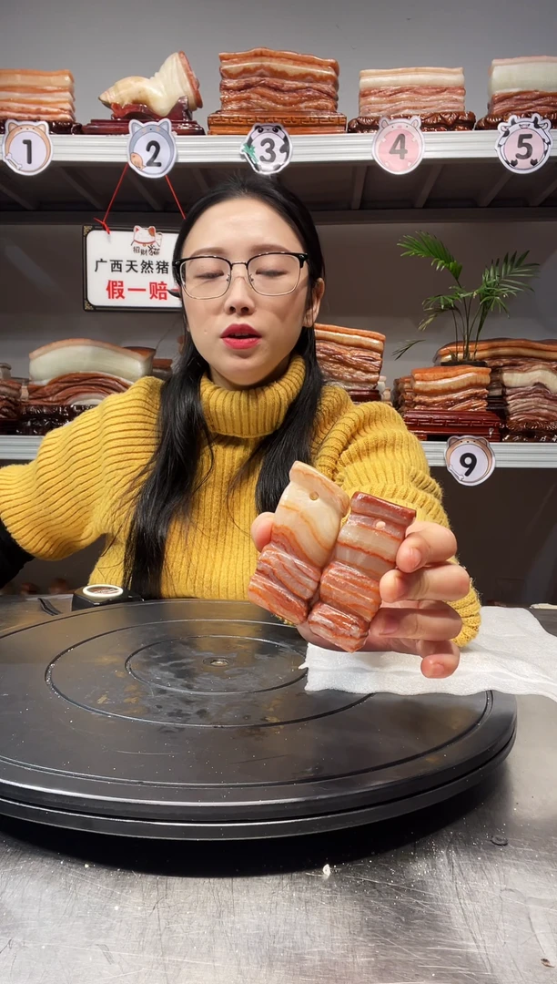 【闪购商品】天然石材柳州猪肉石