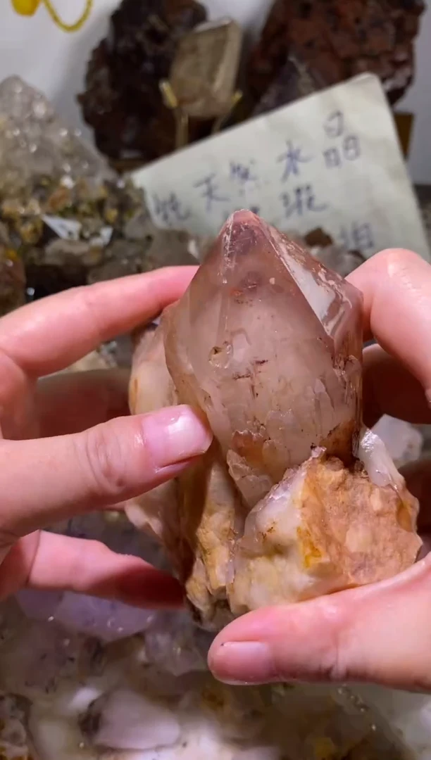 未镶嵌珠宝半成品水晶39号581g南非红幽灵水晶