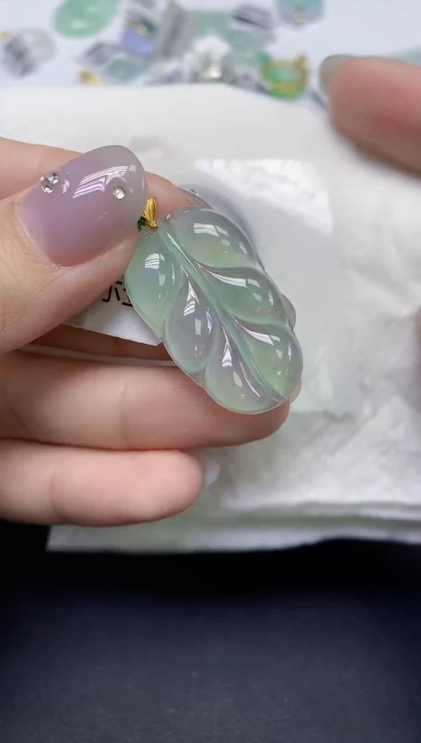 颈饰18K金镶嵌翡翠天然缅甸翡翠A货百元以上9元证书费自理