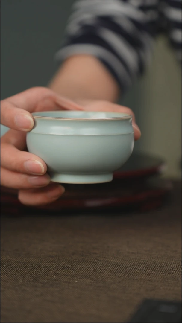 微微瑕 圆满主人杯 无底款
