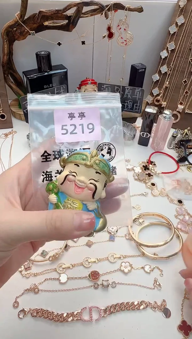 颜***0华禄甄选阁亭亭总铺