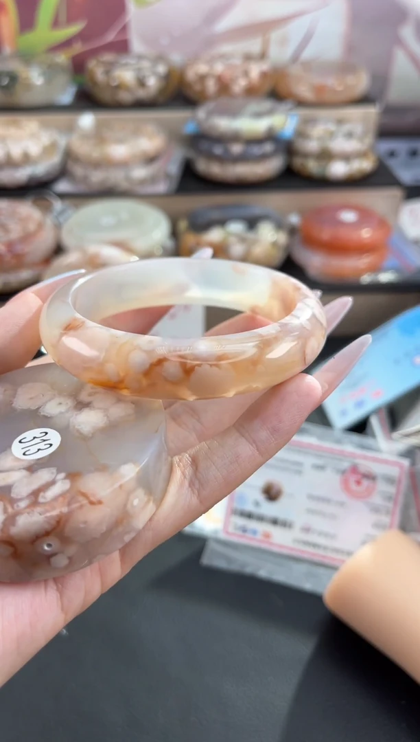 手镯玛瑙/玉髓未镶嵌58