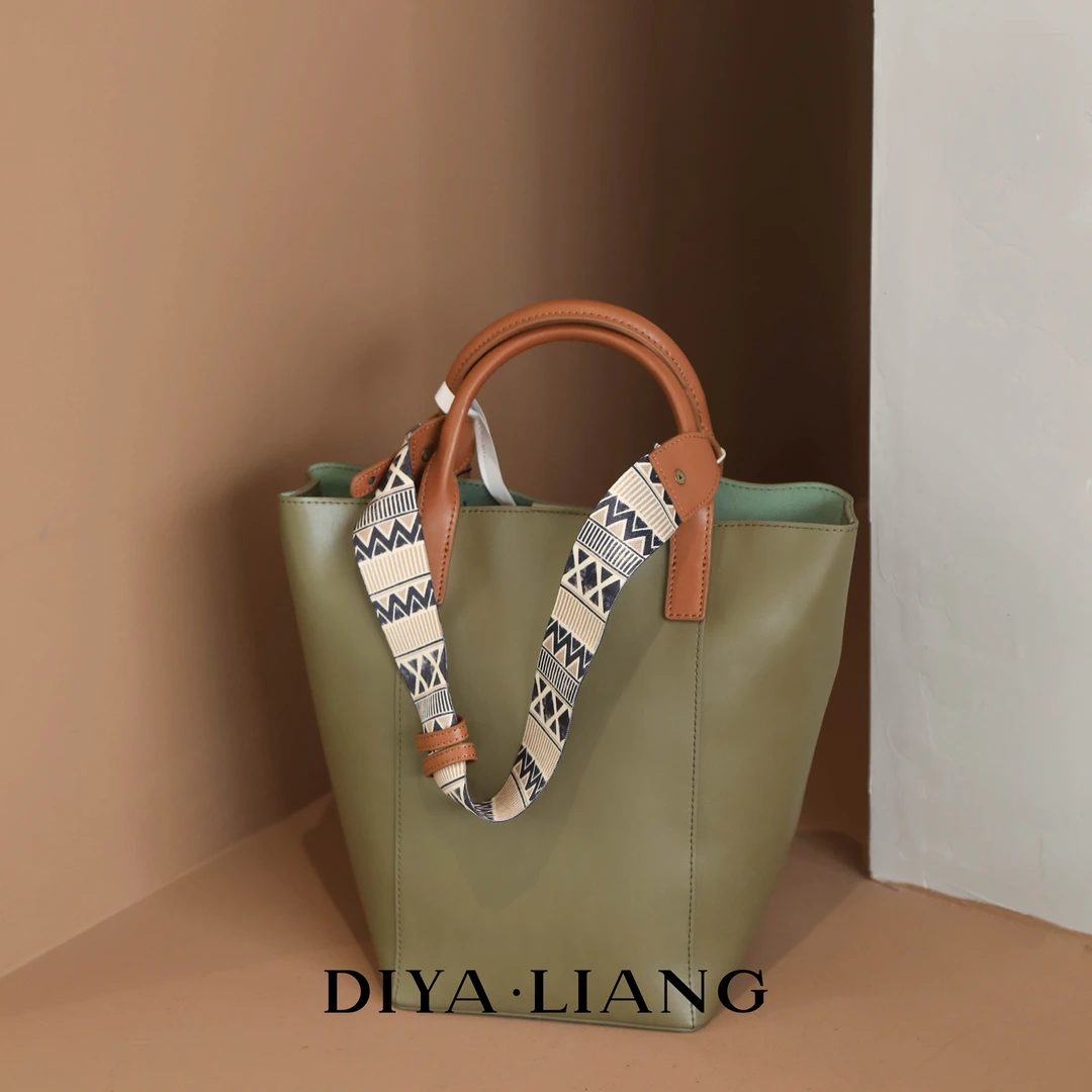 水桶包暗黑风拼色防脏耐磨单肩包托特包百搭轻奢简约MSD-9903