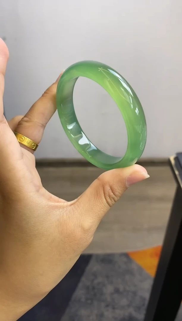 【闪购商品】玛瑙/玉髓手镯未镶嵌792