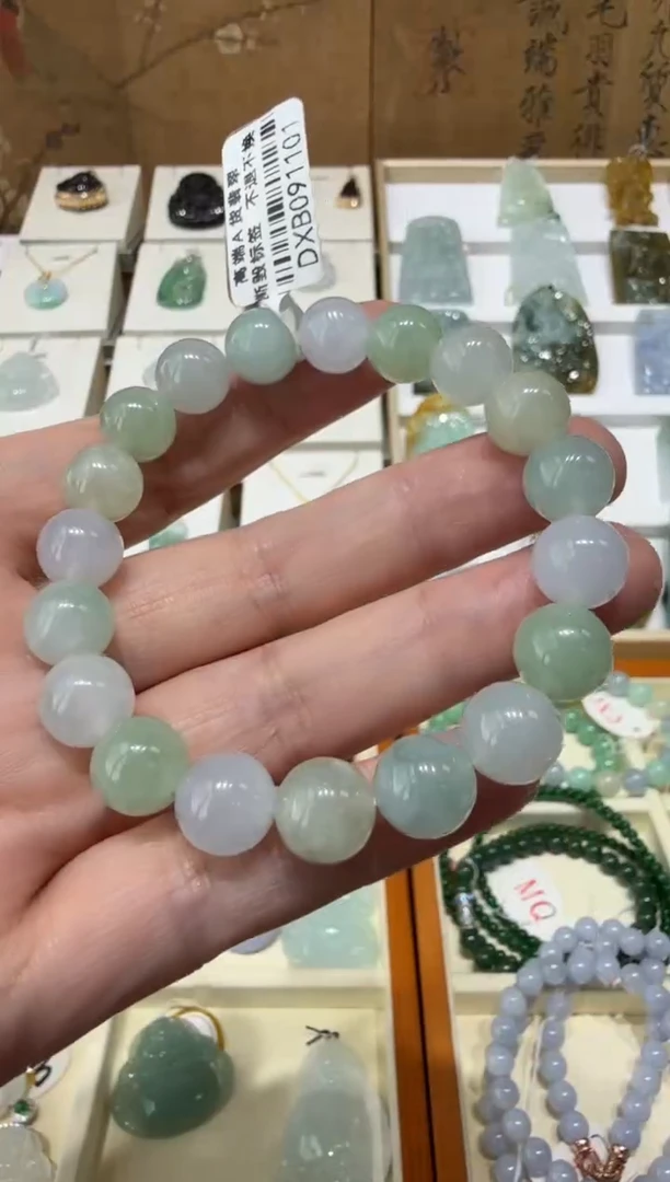 未镶嵌挂件翡翠A货翡翠多样性孤品
