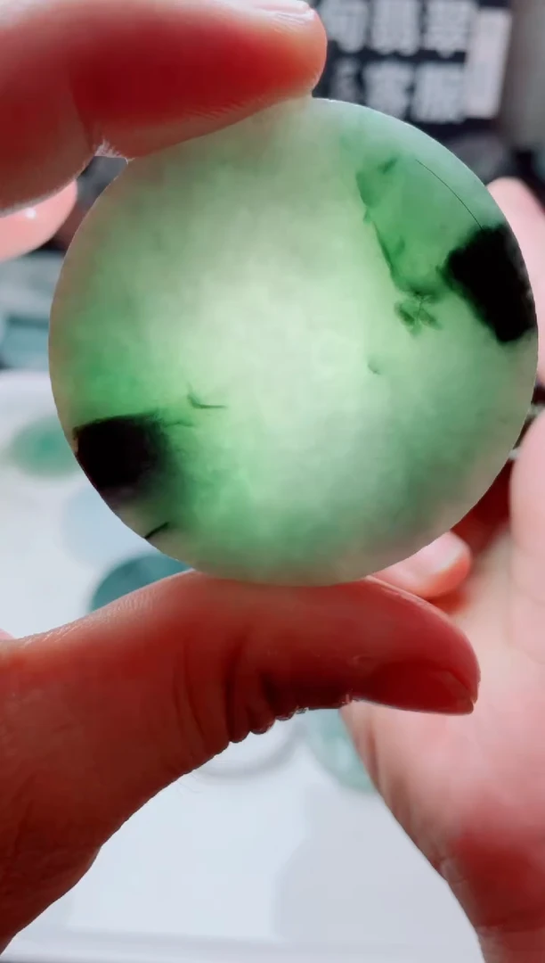 翡翠未镶嵌颈饰1105.......