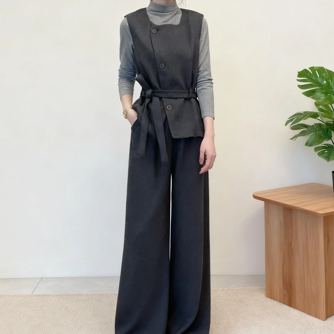 早秋新款三件套（长袖T+设计感马甲+松紧腰阔腿裤）轻熟风气质减龄