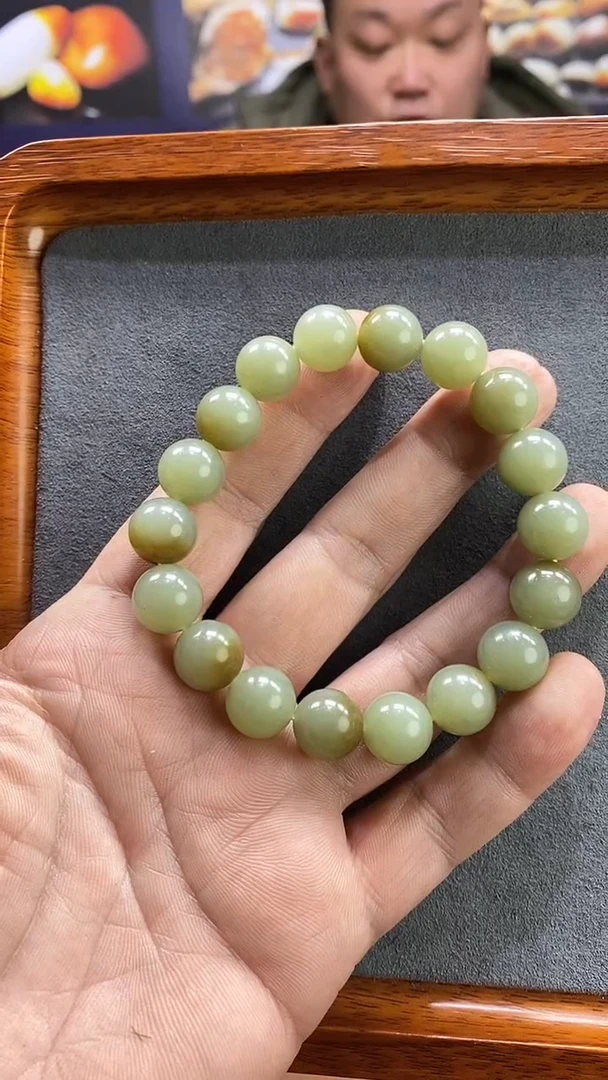 【闪购商品】和田玉手链未镶嵌精品和田玉手串