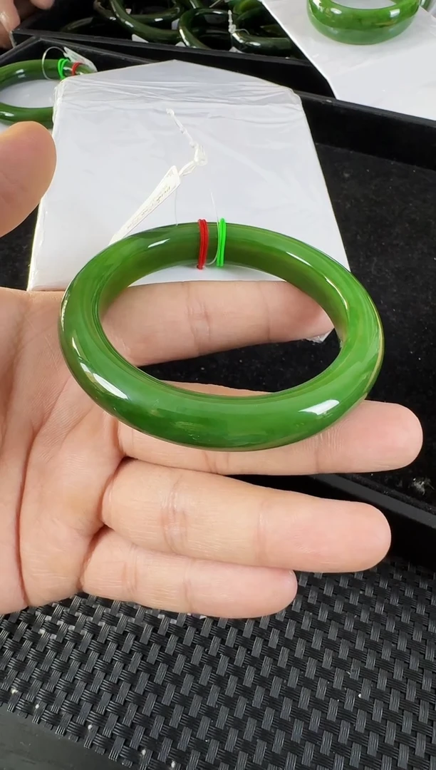 和田玉（碧玉）手镯未镶嵌约58.5MM