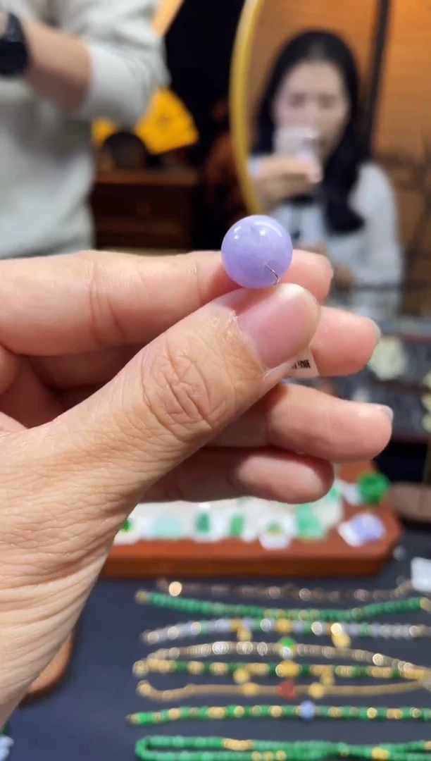 颈饰未镶嵌翡翠单珠