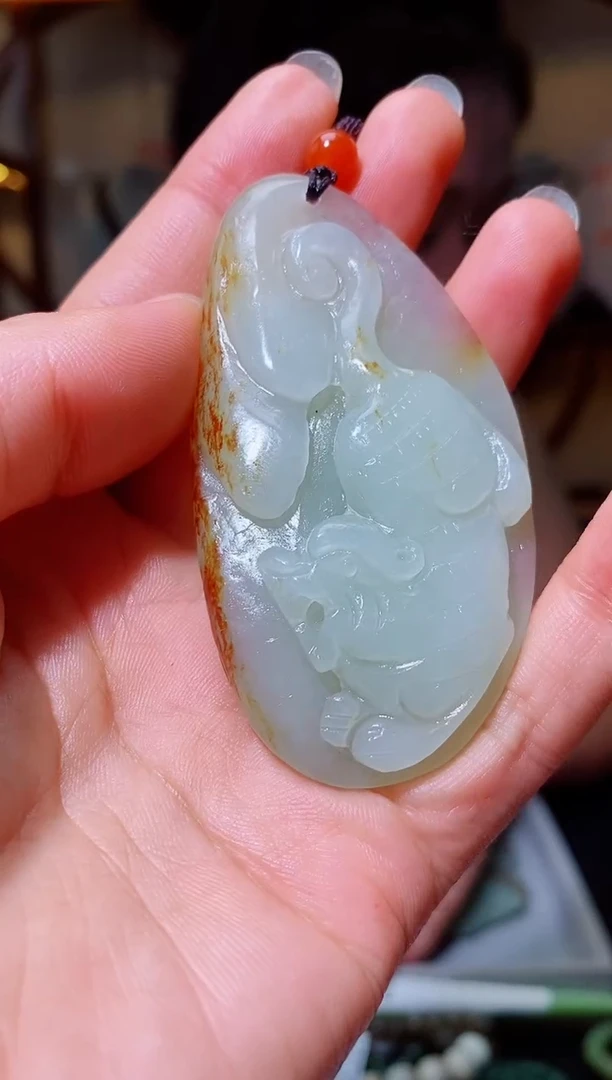 和田玉未镶嵌颈饰1