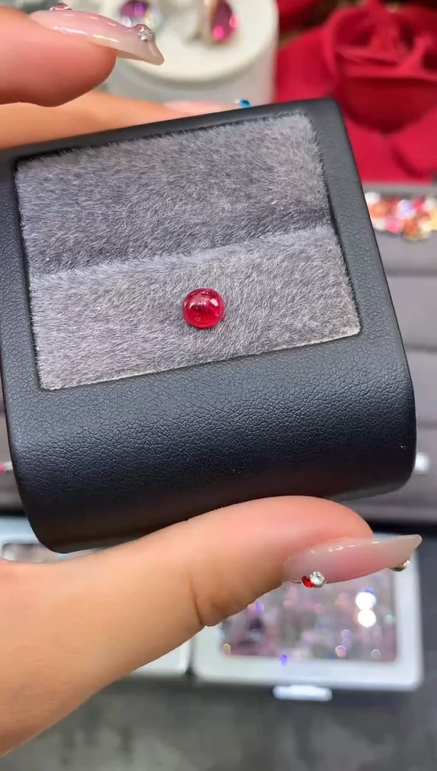 裸石尖晶石素面 红色调 1.28ct