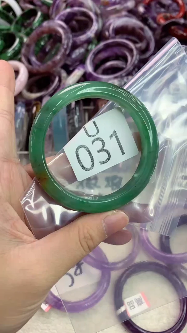 水晶手镯未镶嵌U031-56