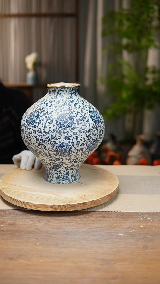 【闪购商品】陶瓷花器青花瓷缠枝莲灯笼