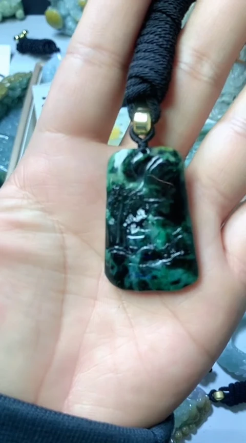 【闪购商品】翡翠颈饰未镶嵌翡翠