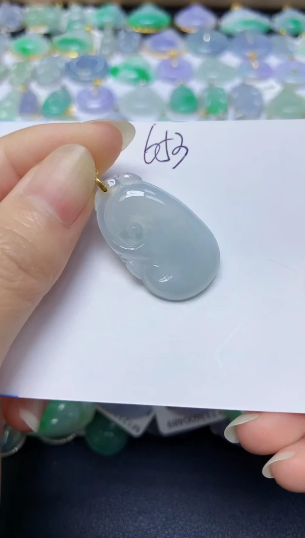 翡翠未镶嵌颈饰 天然缅甸翡翠A货