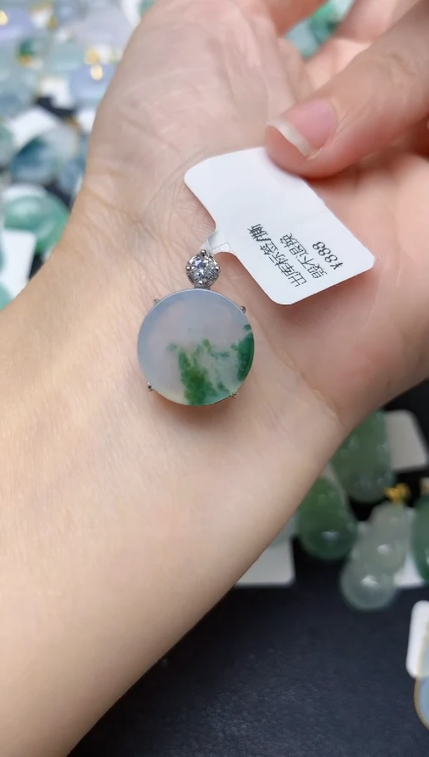 颈饰未镶嵌翡翠天然缅甸A货翡翠