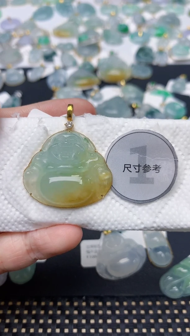 颈饰18K金镶嵌翡翠天然缅甸A货翡翠